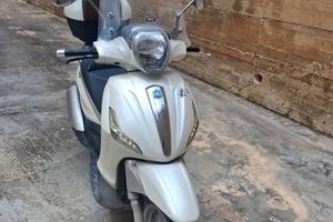 Beverly 300 ie del 2011 con 67.000km