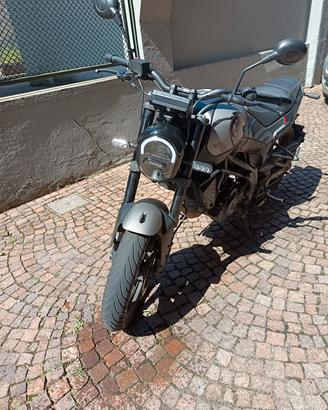 Benelli Leoncino 125 