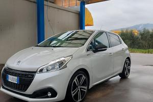 Peugeot 208 GT Line
