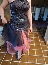 vestito molto bello per serate