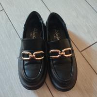 Scarpe tipo mocassini bambina n.33