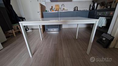 Tavolo Ikea