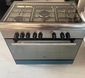 Cucina De'Longhi
