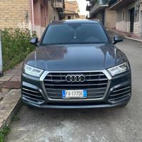 Audi Q5 sline 40 tdi Quattro 2019