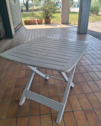 tavolino pieghevole in plastica da esterno