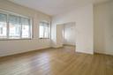 appartamento-di-90-m²-con-4-locali-e-box-auto-a-ve
