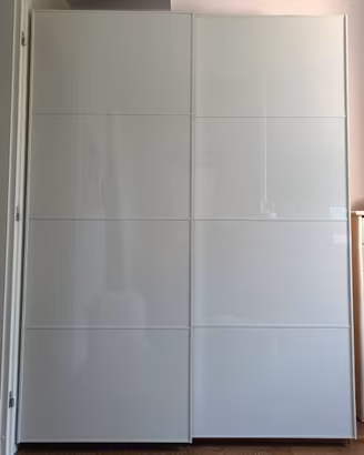 Armadio guardaroba con ante scorrevoli IKEA