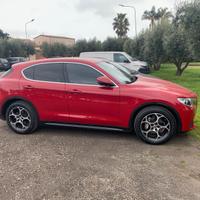 Stelvio ti q4 210 cv