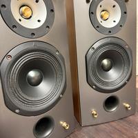 Diffusori da scaffale Triangle Titus ES, 120 Watt