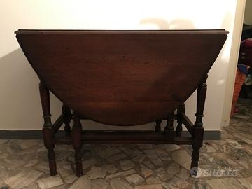 Tavolo a bandella antiquariato