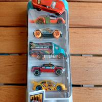 confezione hotwheels 2013 + macchinina aggiuntiva