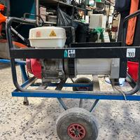 Generatore 220v