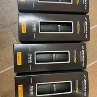 Copertoncino 700x28 Pirelli