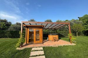 a Lonato d/G Nuova Villa con Parco e Piscina- Depa