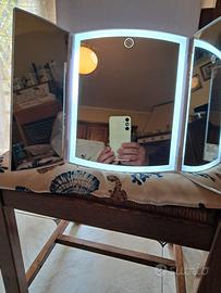 Specchio con portaoggetti 'ricaricabile ' ...