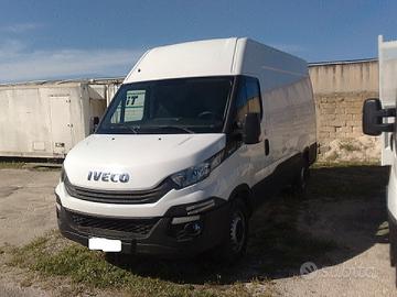Iveco Daily 35s14 2.3hpt furgone di serie - 2018