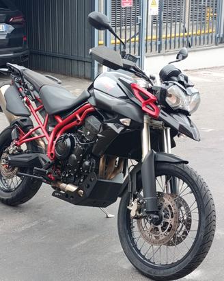 Triumph 800 xc