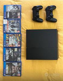 PS4 500 gb+ 2Joypad + 4 giochi