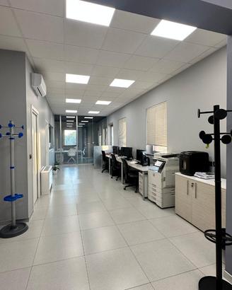 UFFICIO IN COWORKING A PIANEZZA - 70mq
