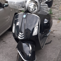 Vespa gts hpe 300