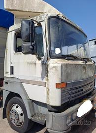 Nissan M75.150 per ricambi