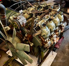 Motore Mercedes OM422 mietitrebbie e trince Claas