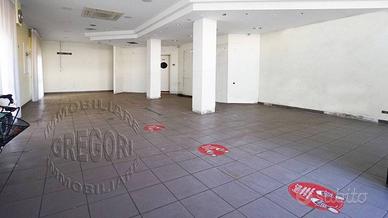 Immobile di 160 m² con 4 locali a Porto San Giorgi