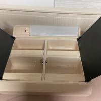 Mobiletto specchio camper