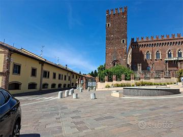 CARIMATE cediamo attività PARRUCCHIERE/ESTETISTA c