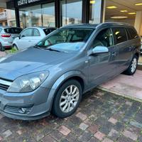 Opel Astra 1.6 16V Twinport 5 porte Cosmo