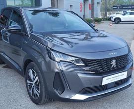 PEUGEOT 3008 Hybrid4 300 e-EAT8 Allure Pack