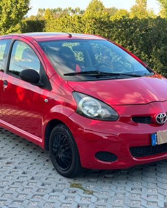 Toyota Aygo 1.0 Benzina 68 CV – 89.500 km