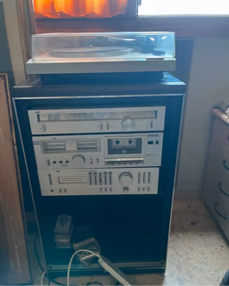 amplificatore  e giradischi jvc