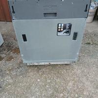 Lavastoviglie incasso ARISTON HOTPOINT, classe A +