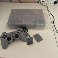 Playstation 1 in condizioni perfette +Memory+ Re1