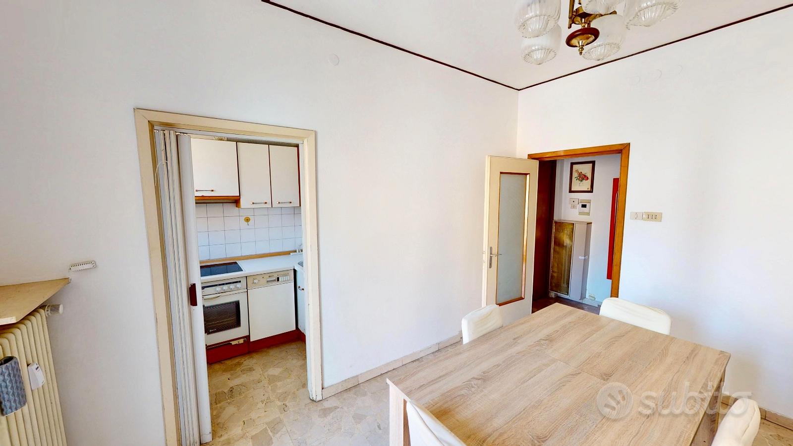 Appartamento – Bolzano - Bozen, Centro Storico - Altstadt, Centro-Piani-Rencio - Zentrum-Bozner Boden-Rentsch - Vista 3