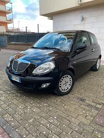 Lancia Ypsilon 1.2 Oro