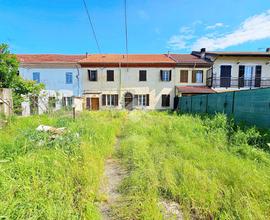 CASA SEMINDIPENDENTE A ALESSANDRIA