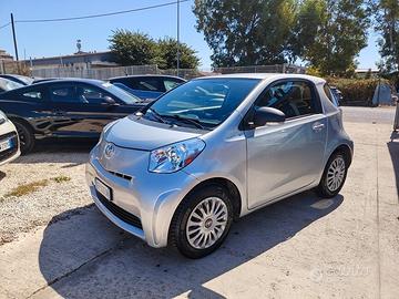 Toyota iQ 1.0 CVT Trend