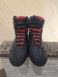Scarpe da moto n. 43 Ducati