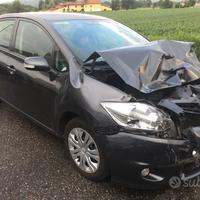 Ricambi Toyota Auris 1.4 D-4D 2011