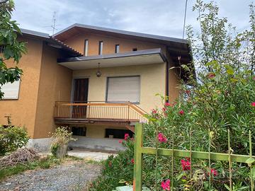 Casa indipendente a Favria Canavese