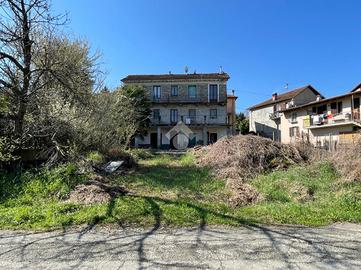 CASA SEMINDIPENDENTE A MONASTERO BORMIDA