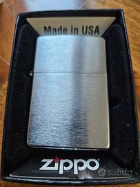 Zippo originale 2011 mai usato con scatola