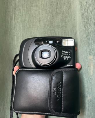 Brava Yashica Zoomate 105+ Borsetta