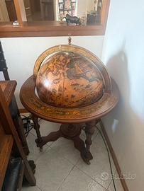 Mappamondo portabottiglie da bar