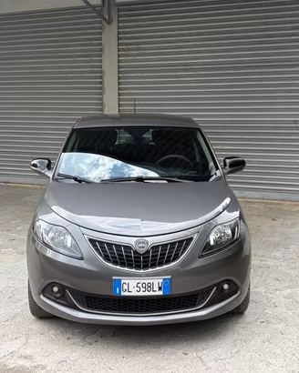 Lancia Ypsilon 1.0 FireFly 5 porte S&S Hybrid Gold