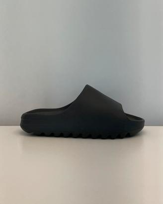 Yeezy Slide Onyx