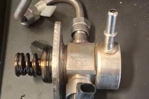 pompa benzina jeep compass 4xe