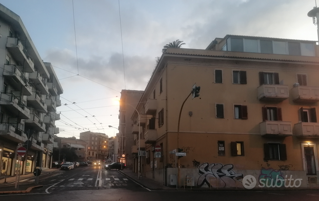 Fronte liceo Pacinotti, trilocale